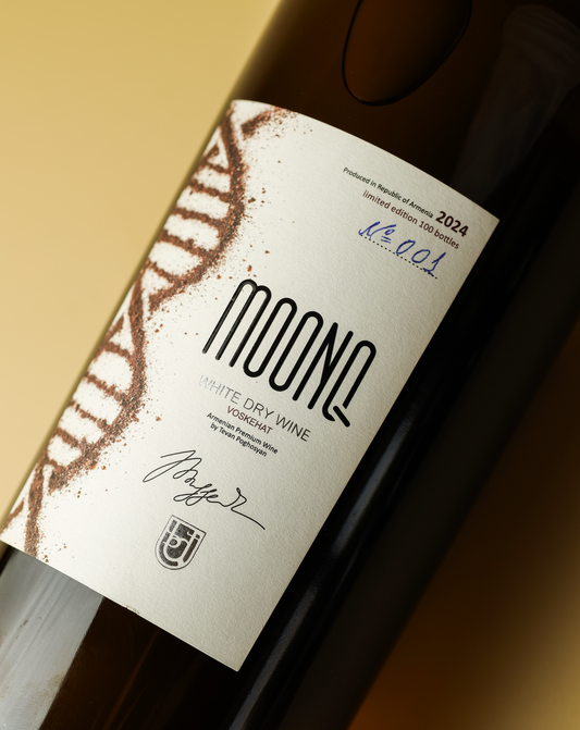 MOONQ Magnum White Dry Wine - 2024