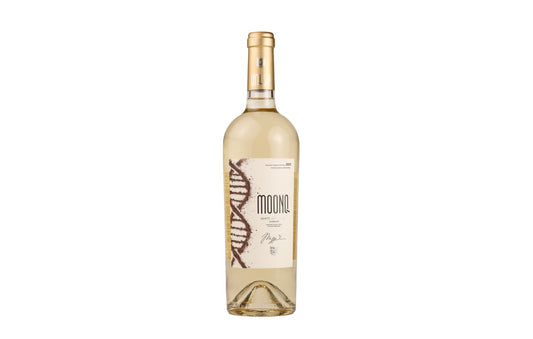 MOONQ White Dry Wine - Voskehat 2023
